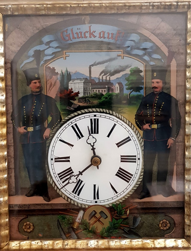 Wanduhr aus dem Erzgebirge.jpg