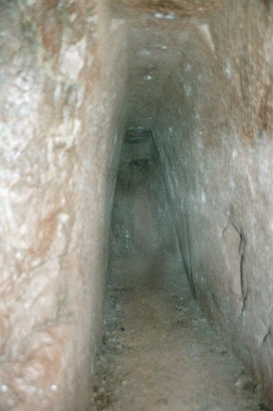 Schraemort Grube Hosenberg Fischbach.jpg (118.13 KiB) 47693 mal betrachtet Schrämort in der Grube Hosenberg Fischbach Nahe