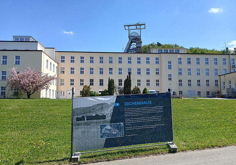 1 - Eingangsbereich (5).jpg