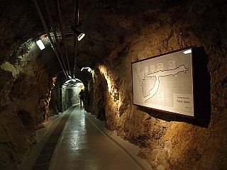 Radonstollen Bad Kreuznach, Zugangsstollen