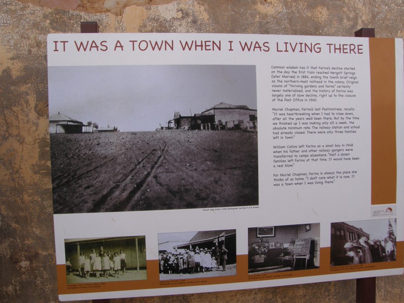 Bis 1960 haben in Farina tatsaechlich Menschen gewohnt.