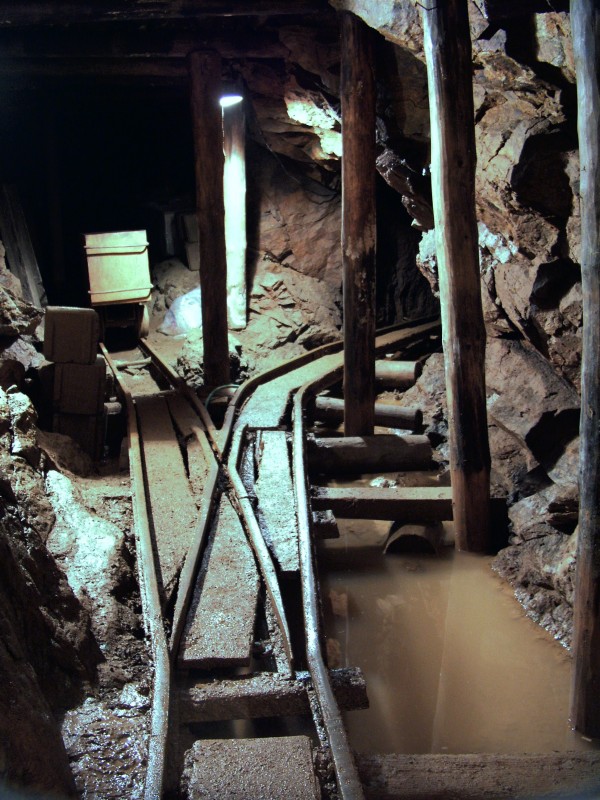 DSC00044.JPG (1.26 MiB) 24294 mal betrachtet Weiche im St. Briccius